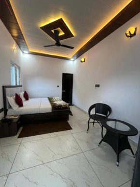 NIWALA Hotel & Restaurant , Kainchi Dham